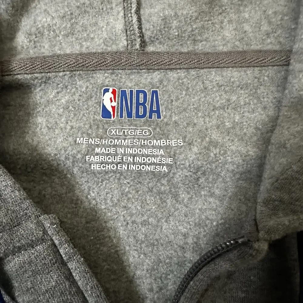 NBA Philadelphia 76ers Men’s Grey XL Zip Front Hoodie